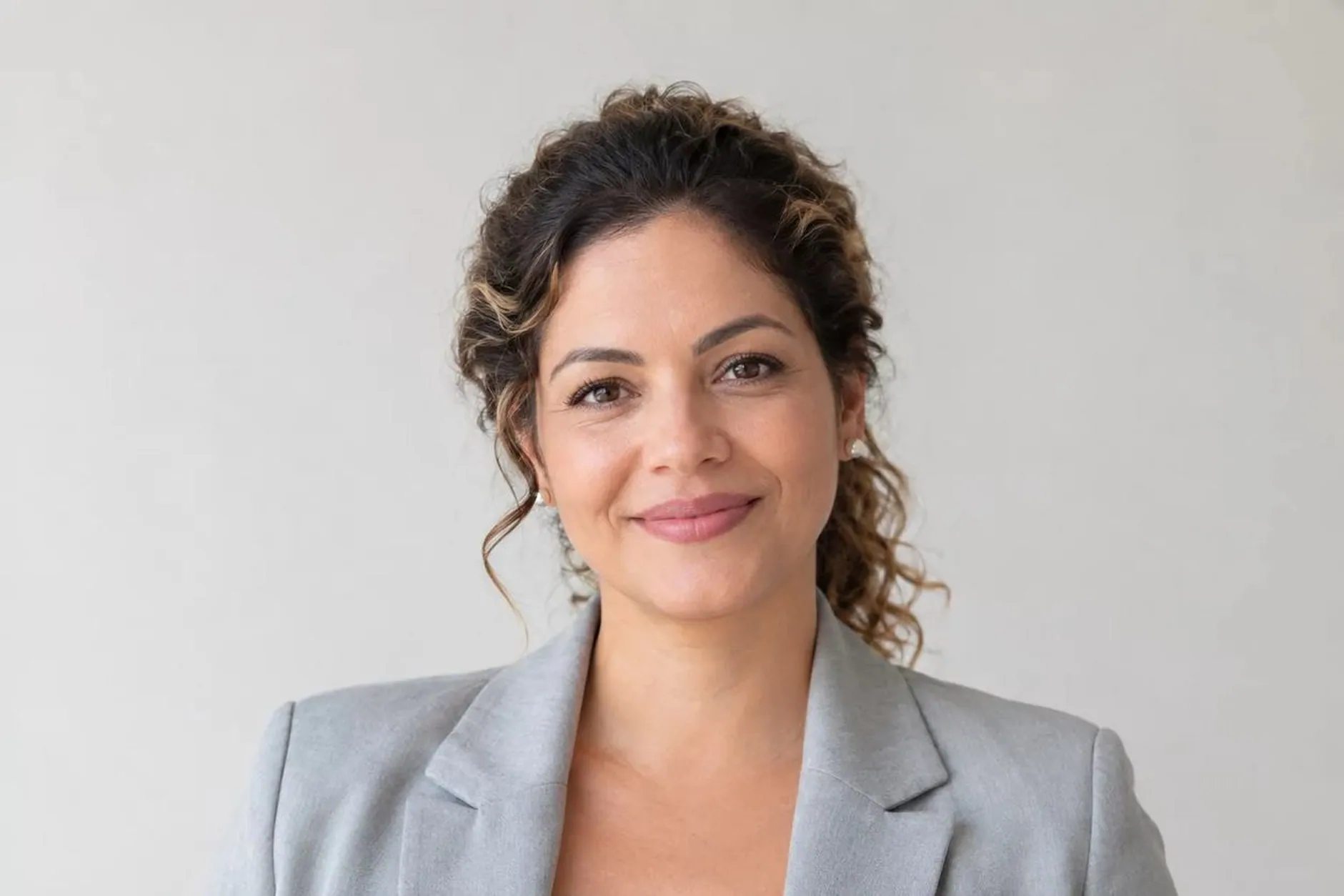 C. Monteiro, negociação e escritura